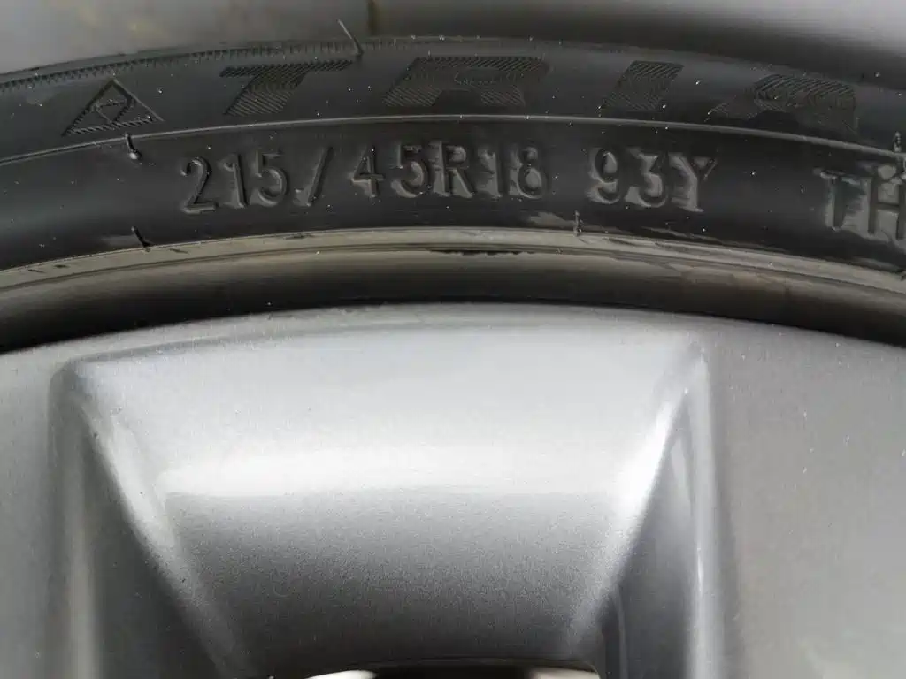 Mazda 3 Axela — миниатюра 24
