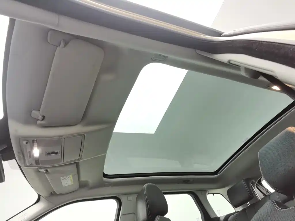 Land Rover Evoque (Import) — миниатюра 14
