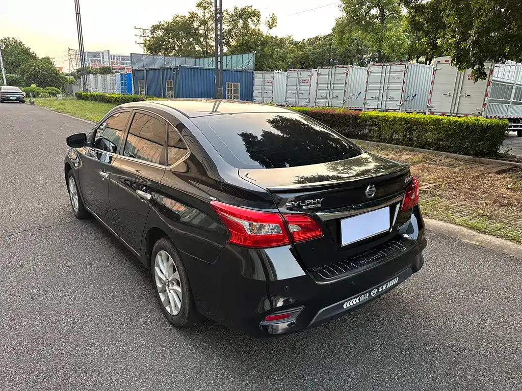 Nissan Sylphy — миниатюра 5