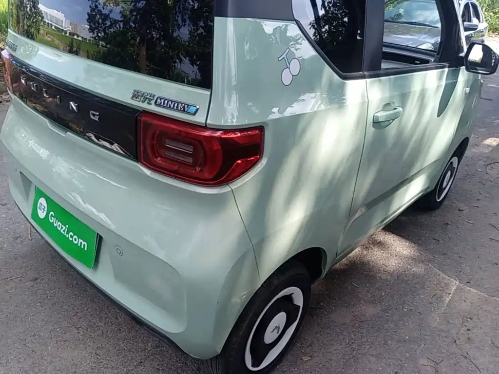 Wuling MINIEV — миниатюра 8