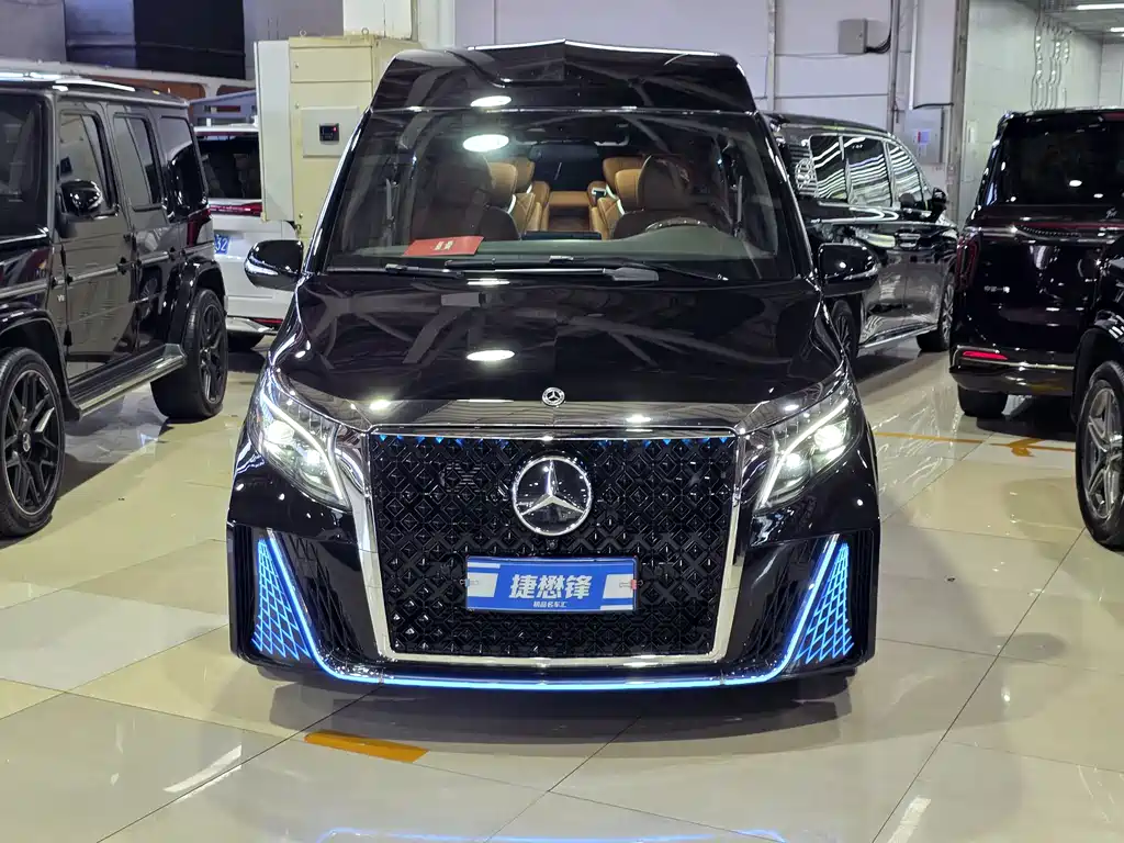 Mercedes-Benz V-Class V 2022 V 260 L Luxury