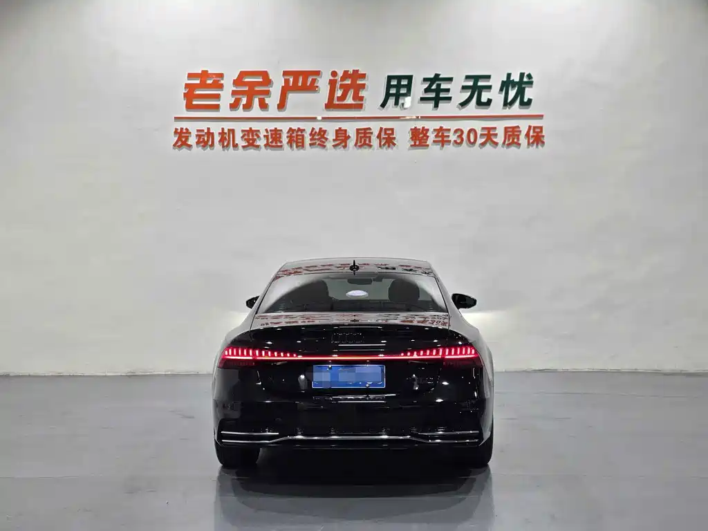 Audi A7L — миниатюра 8