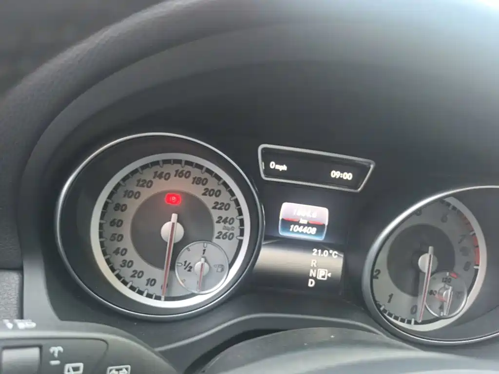 Mercedes-Benz GLA — миниатюра 12