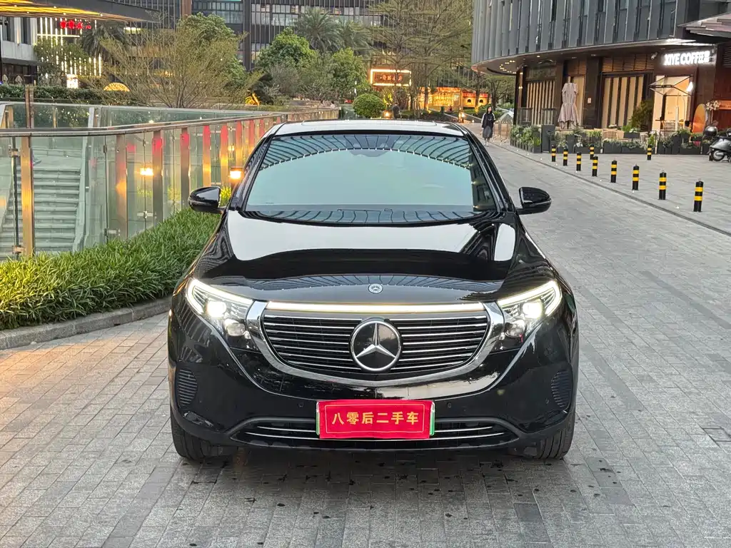 MERCEDES-BENZ EQC