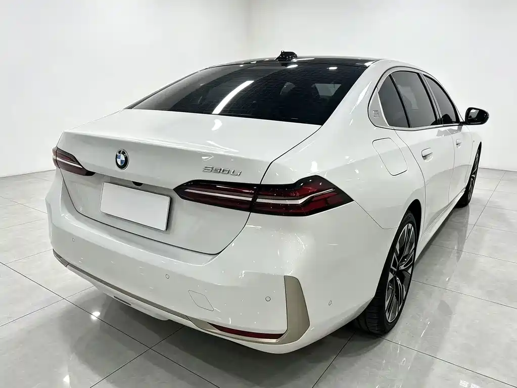 BMW 5 Series 5 2024 530Li Premium Luxury
