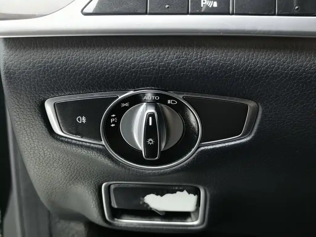 Mercedes-Benz S-Class — миниатюра 21