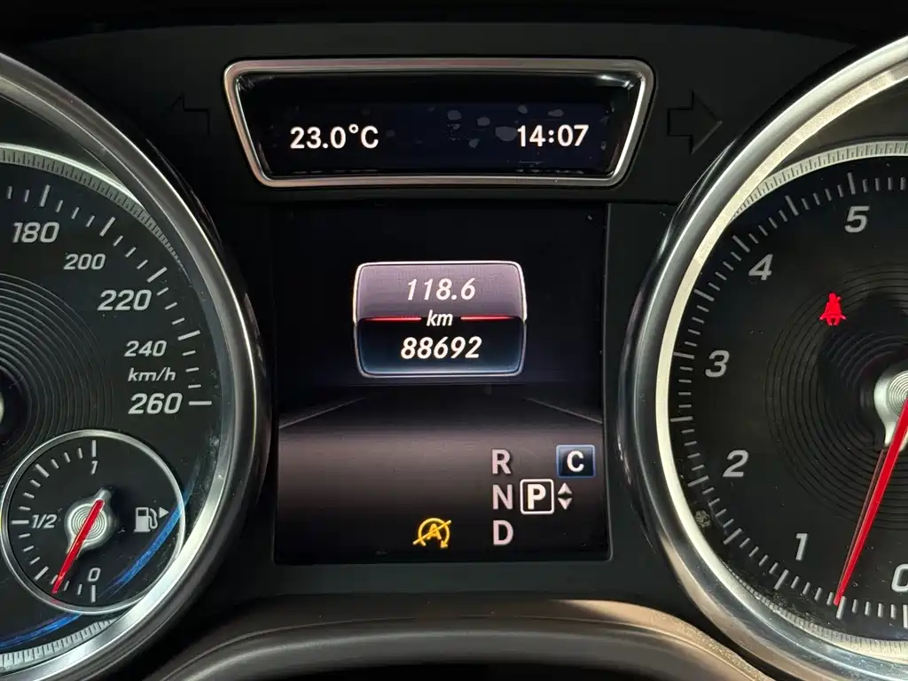 Mercedes-Benz GLS — миниатюра 11