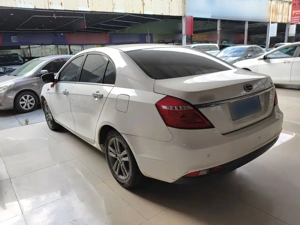 Geely Emgrand — миниатюра 5