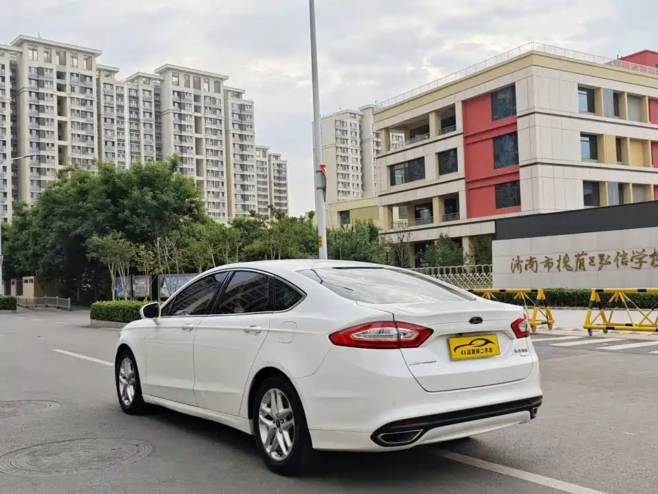 Ford Mondeo — миниатюра 2