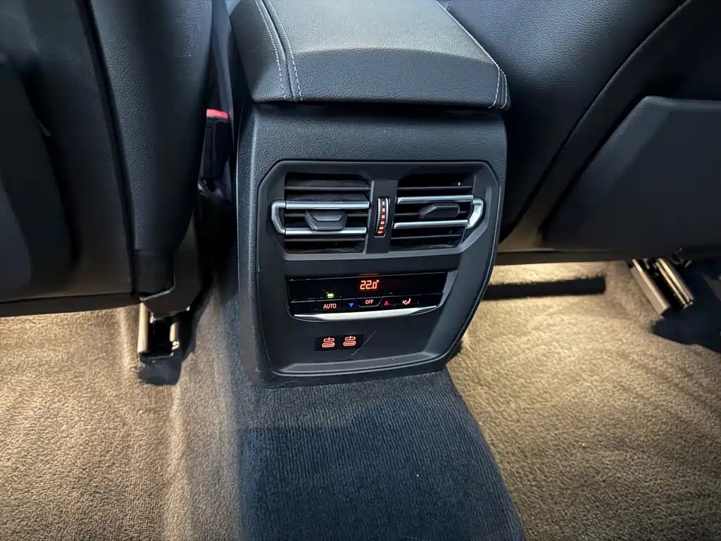 BMW 3 Series — миниатюра 34