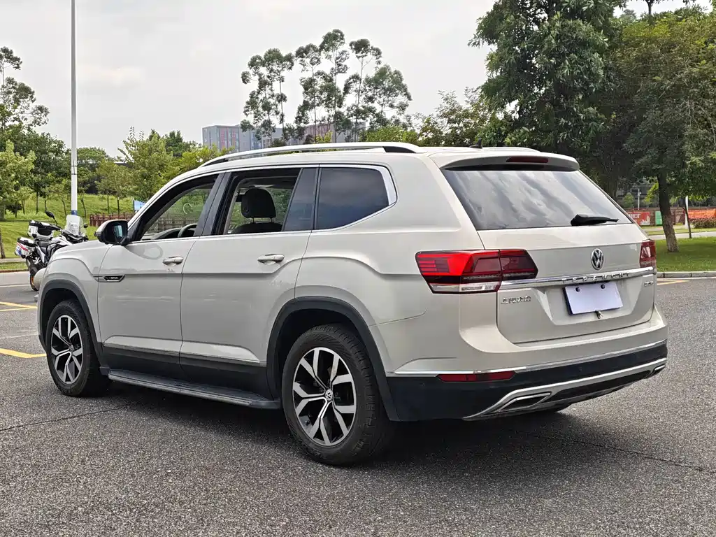 Volkswagen Teramont — миниатюра 18
