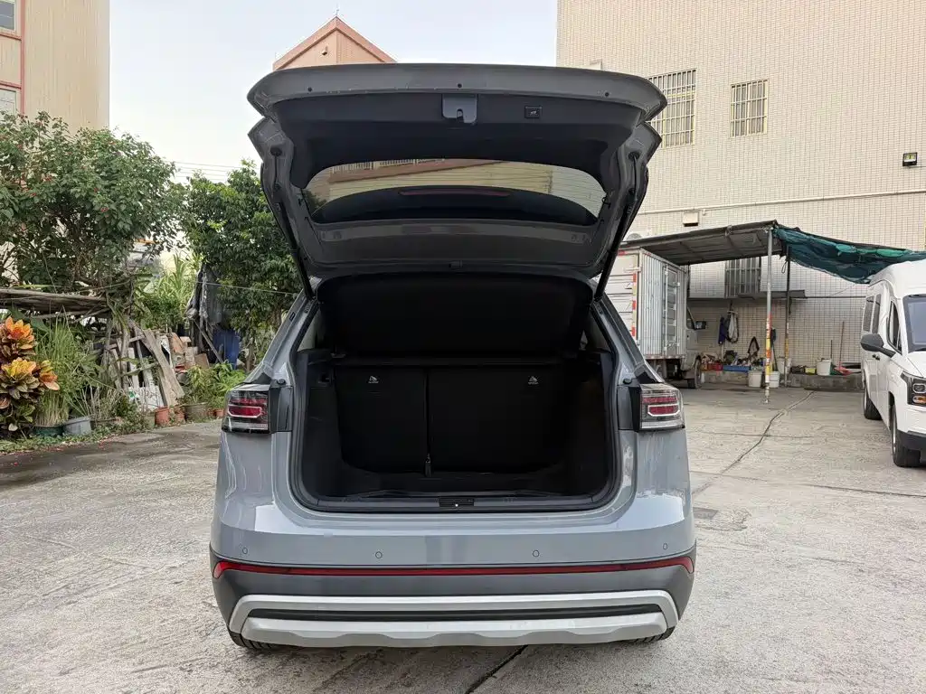 Volkswagen Tharu — миниатюра 9