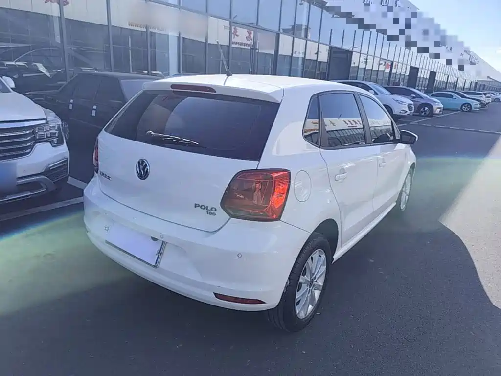 Volkswagen Polo — миниатюра 7
