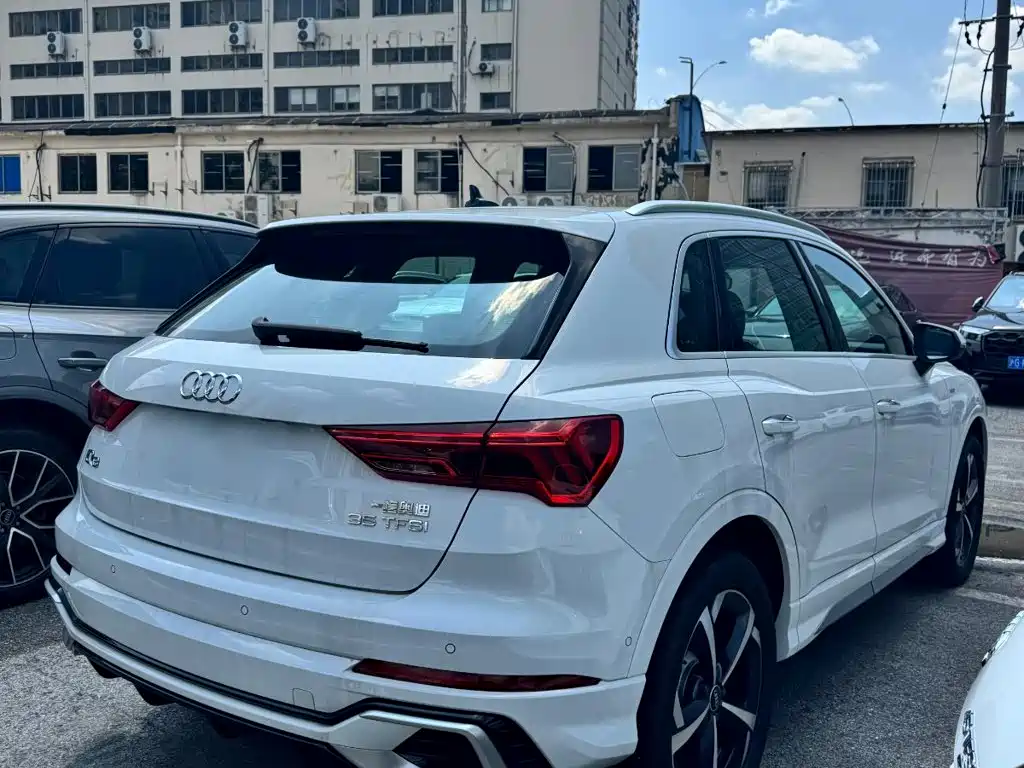 Audi Q3 — миниатюра 8