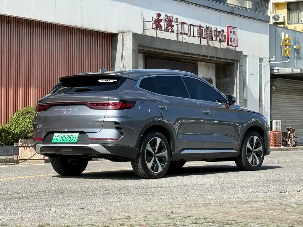 BYD PLUS New Energy — миниатюра 6