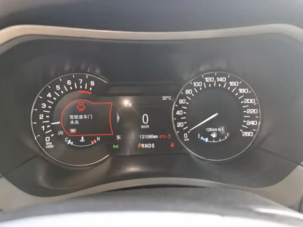 Lincoln MKZ — миниатюра 12
