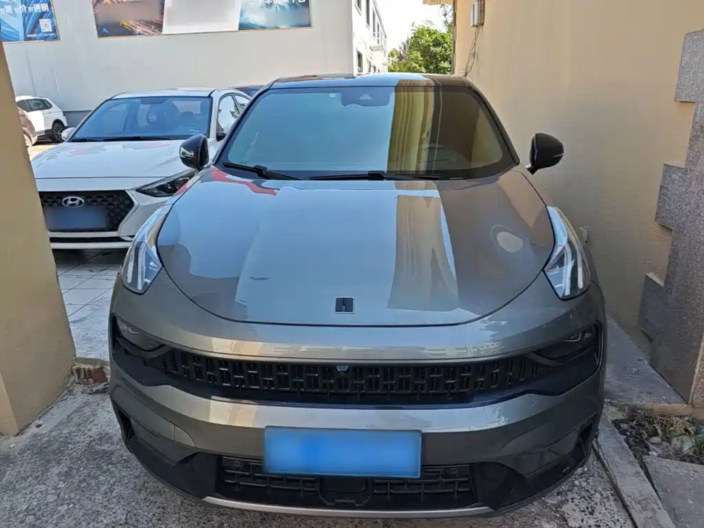 Lynk & Co 05 — миниатюра 3