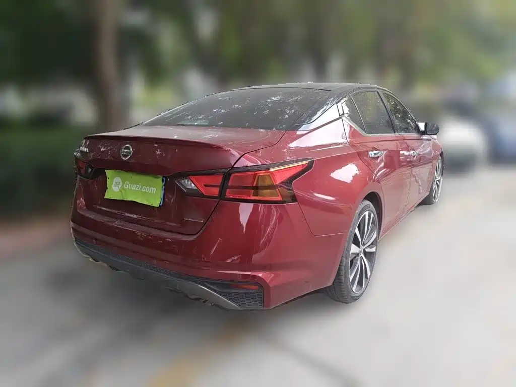 Nissan Teana — миниатюра 6