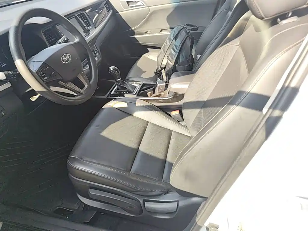 Hyundai Mistra — миниатюра 15
