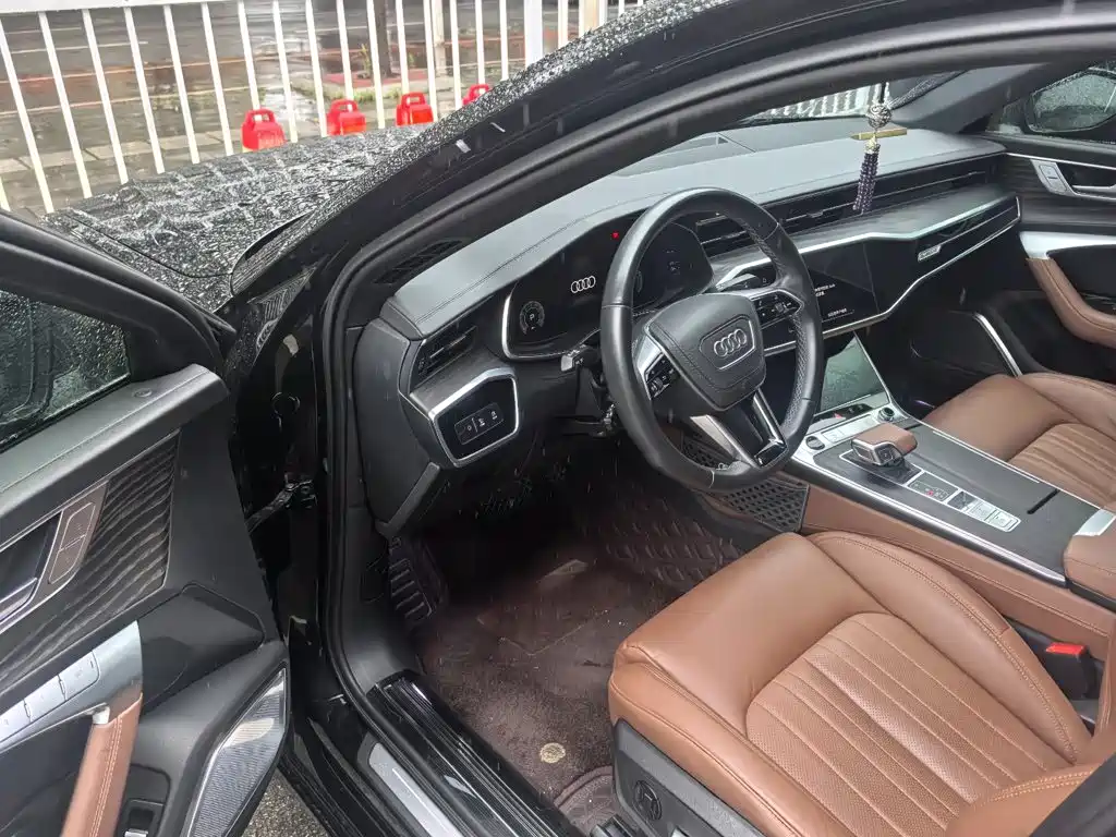 Audi A6L — миниатюра 5