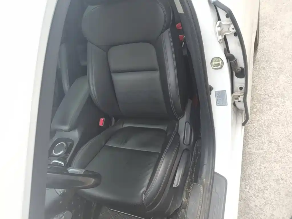 Kia K4 — миниатюра 15