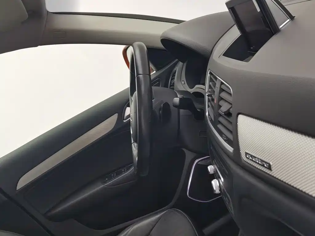 Audi Q3 (Import) — миниатюра 22
