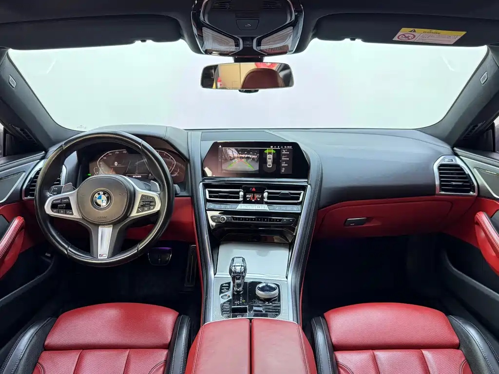 BMW 8 Series — миниатюра 5