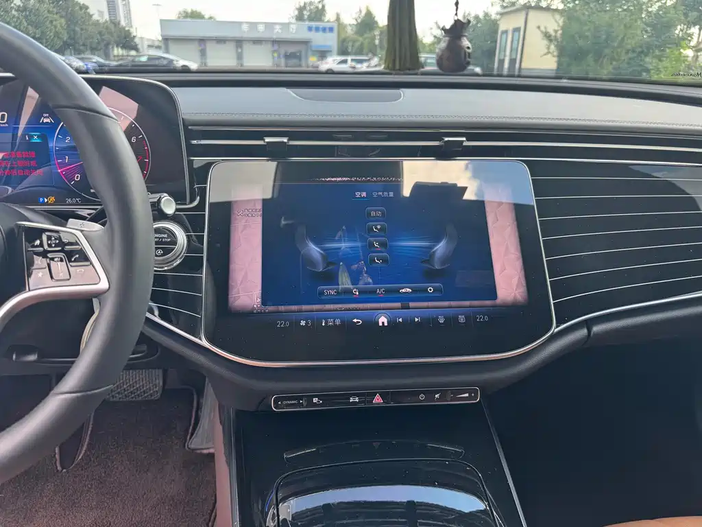 Mercedes-Benz E-Class — миниатюра 11