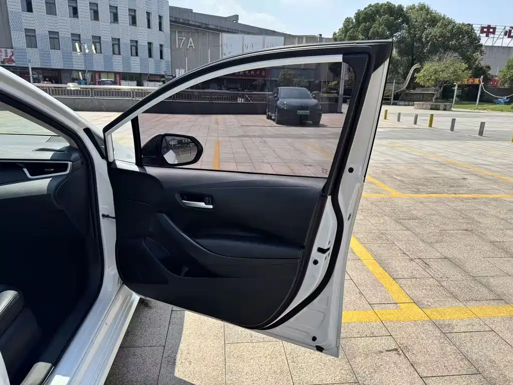 Toyota Corolla — миниатюра 27