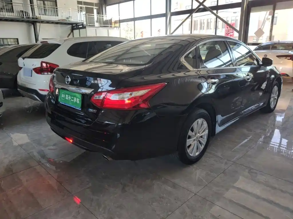 Nissan Teana — миниатюра 7