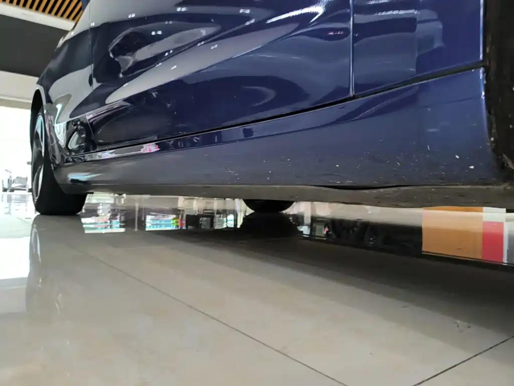 Tesla Model 3 — миниатюра 21