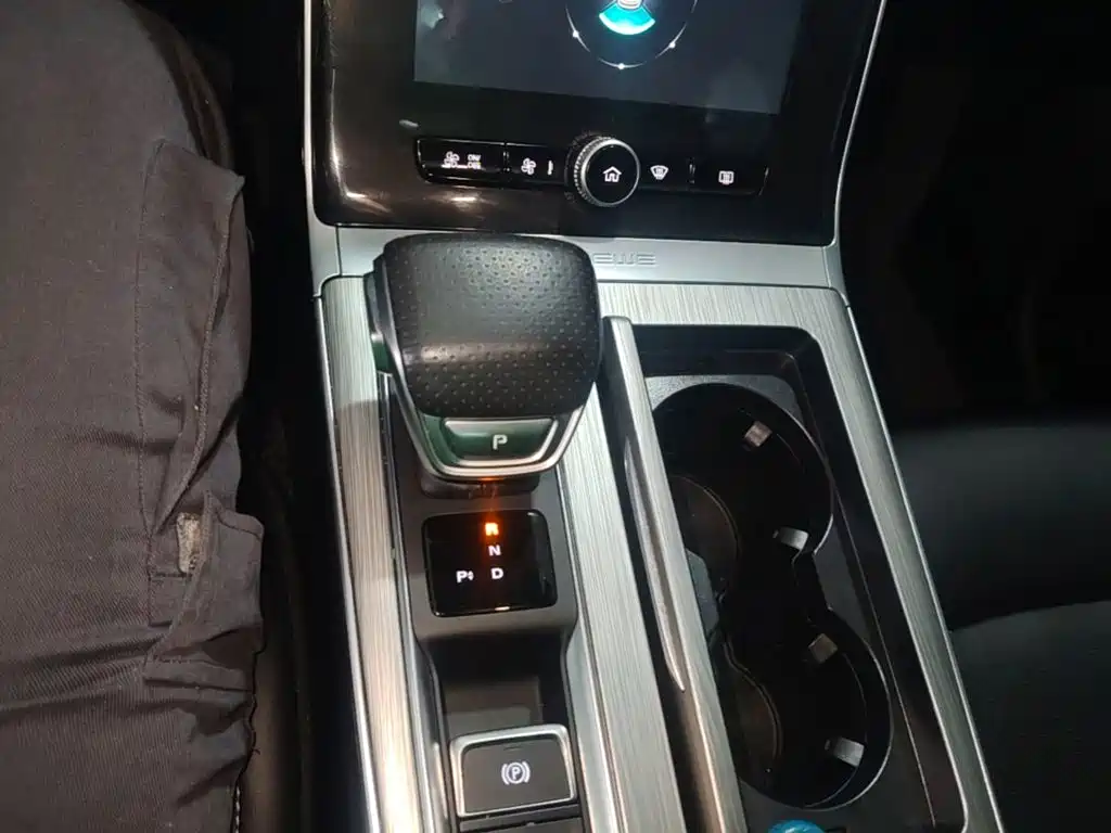 Roewe RX5 New Energy — миниатюра 14
