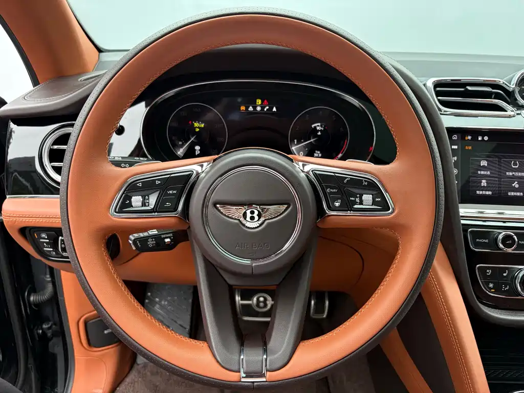 Bentley Bentayga — миниатюра 9