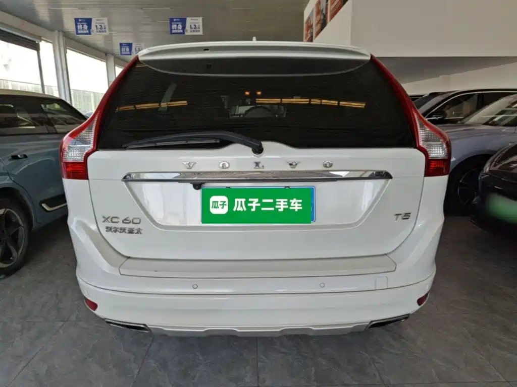 Volvo XC60 — миниатюра 6