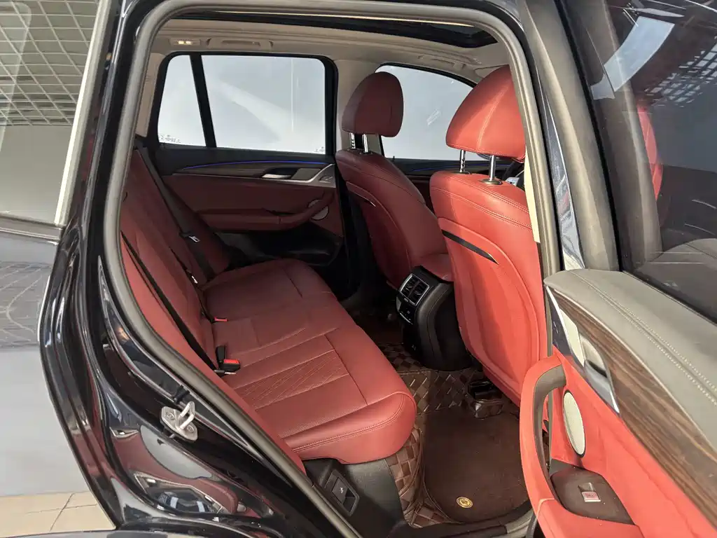 BMW X3 — миниатюра 23