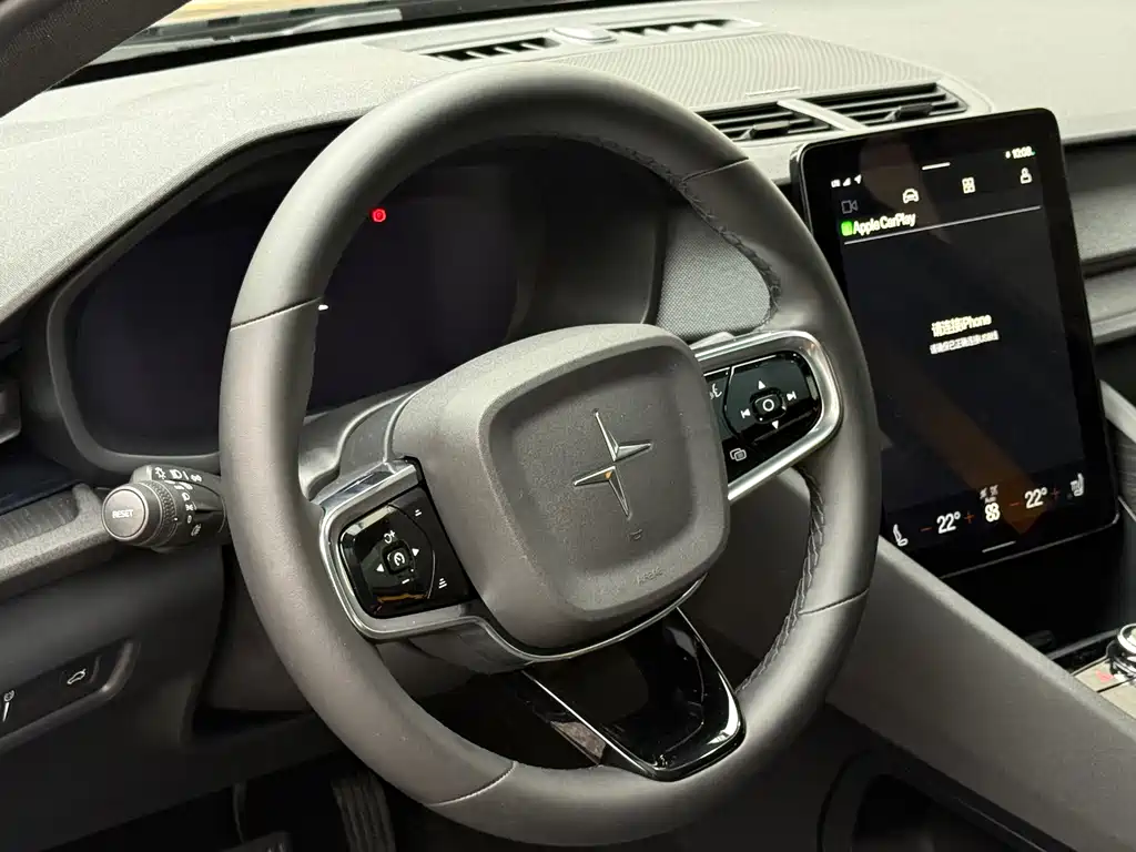 Polestar Polestar 2 — миниатюра 7