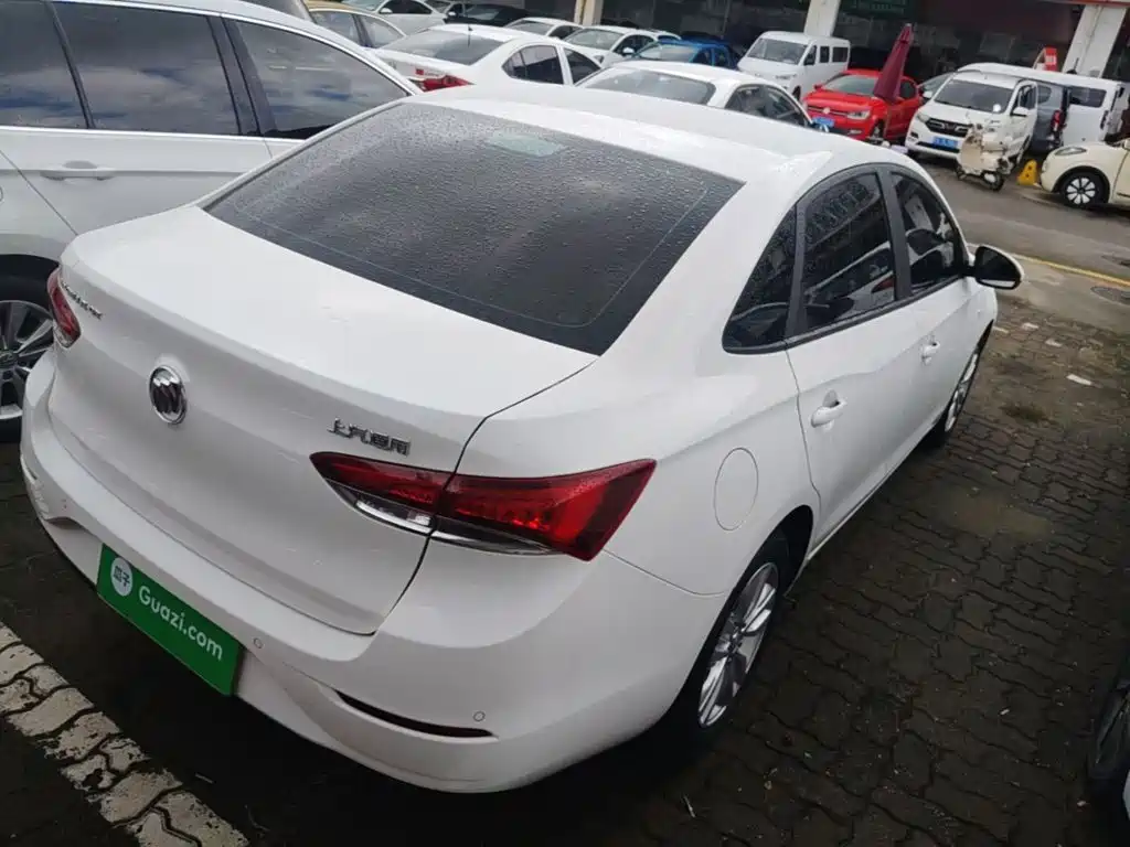Buick Excelle — миниатюра 7