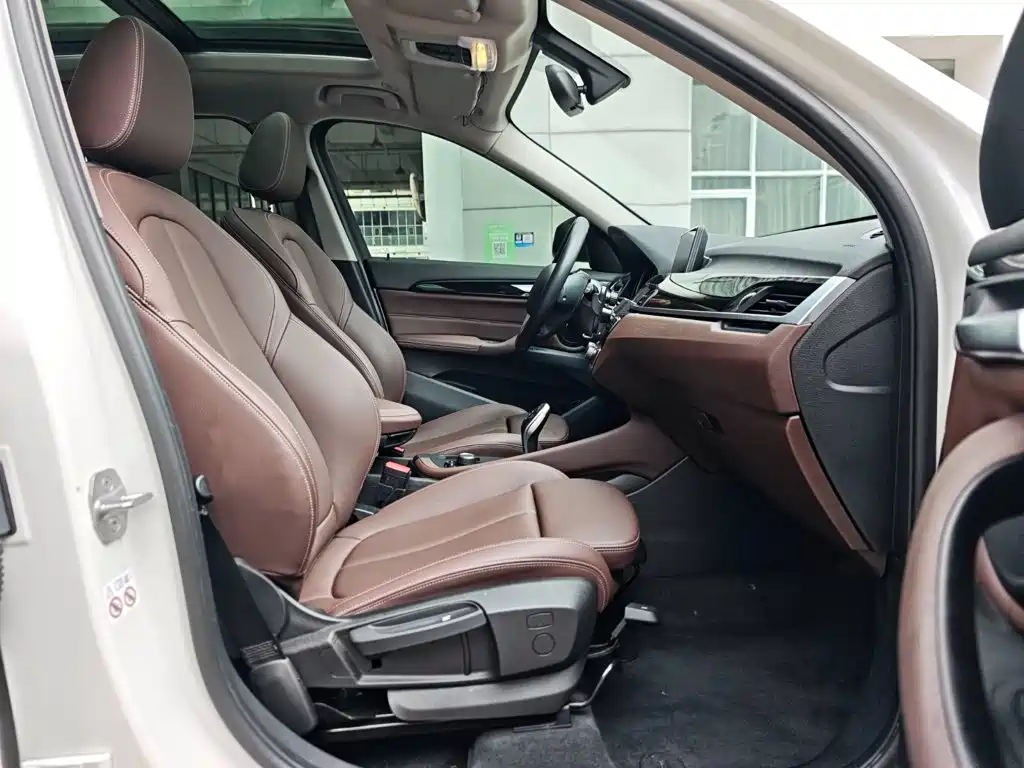 BMW X1 - фото 21