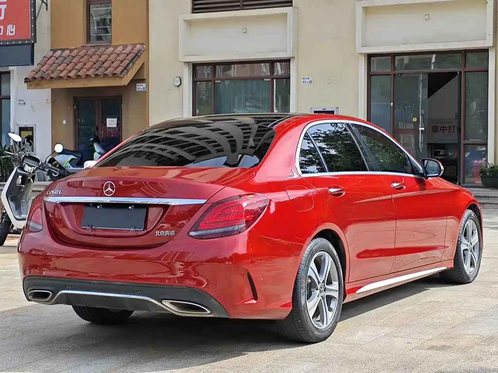 Mercedes-Benz C-Class — миниатюра 4