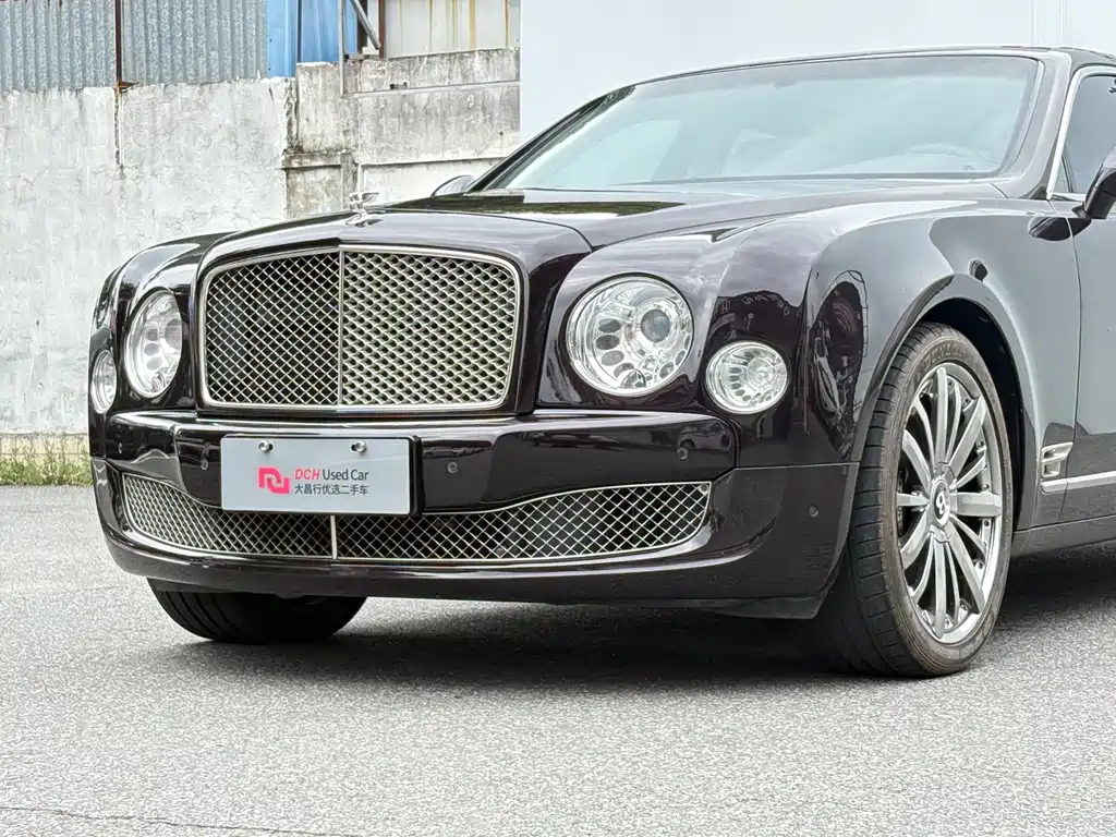 Bentley Mulsanne — миниатюра 25