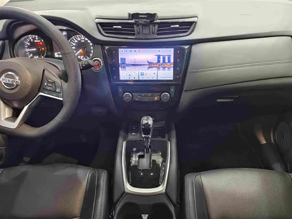 Nissan X-Trail — миниатюра 7