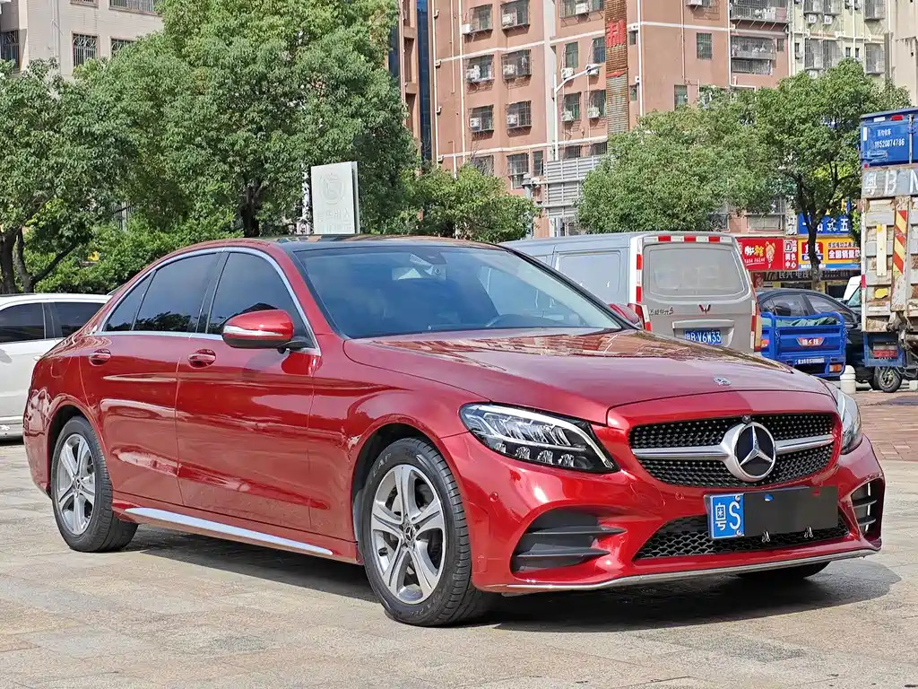 Mercedes-Benz C-Class — миниатюра 3