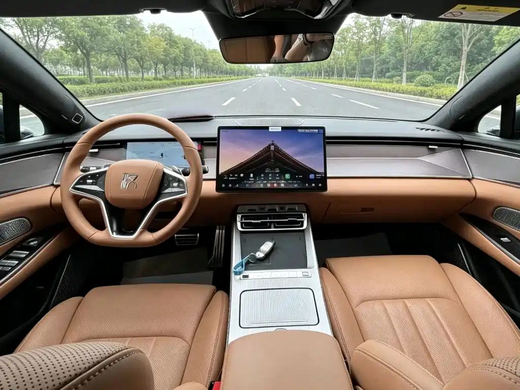 BYD Han L — миниатюра 7