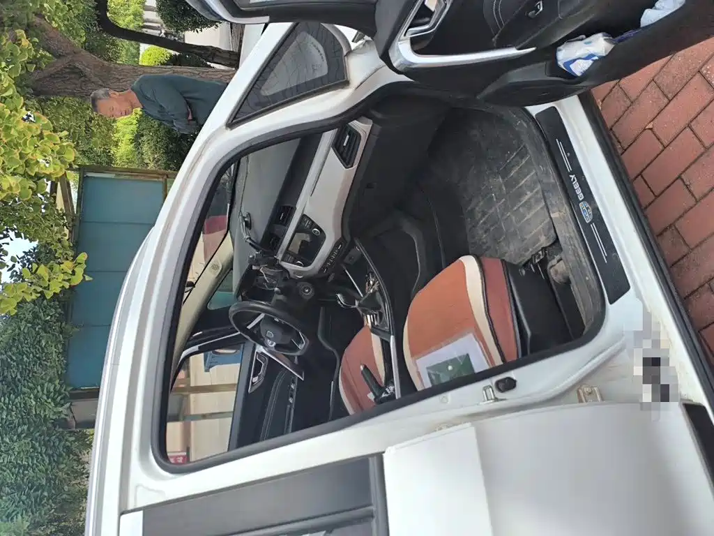 Geely Vision X3 — миниатюра 19