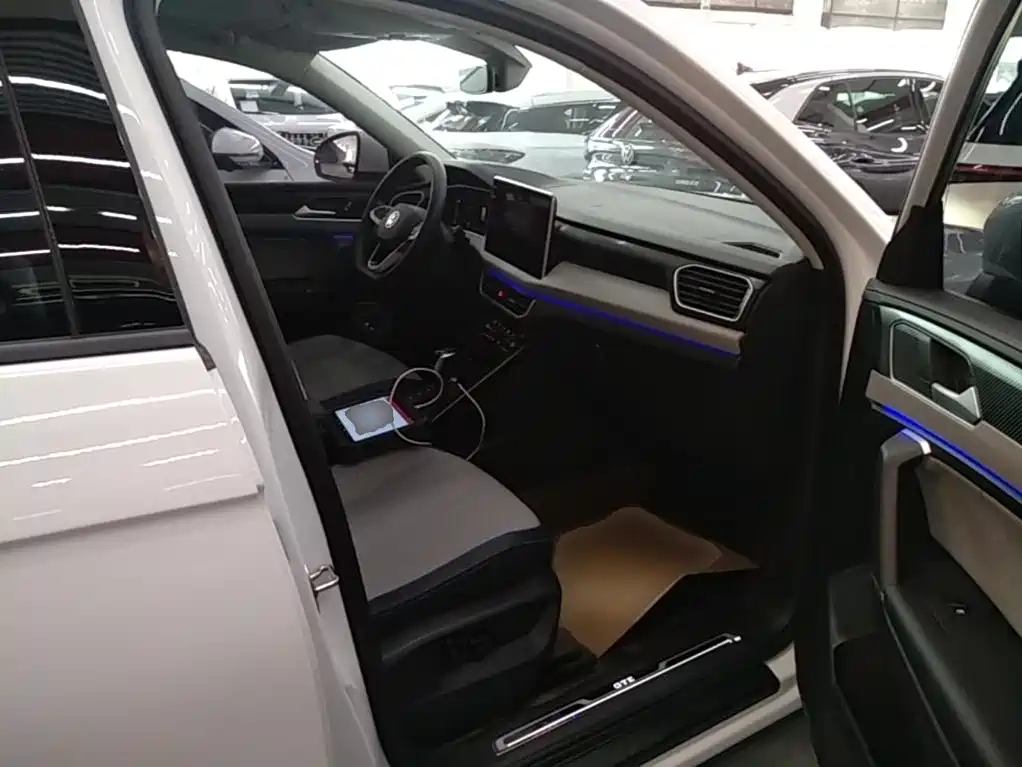 Volkswagen Tayron GTE — миниатюра 25