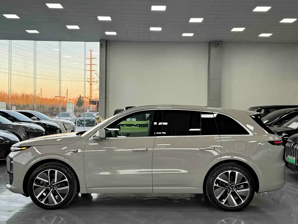 Li Auto IDEAL L6