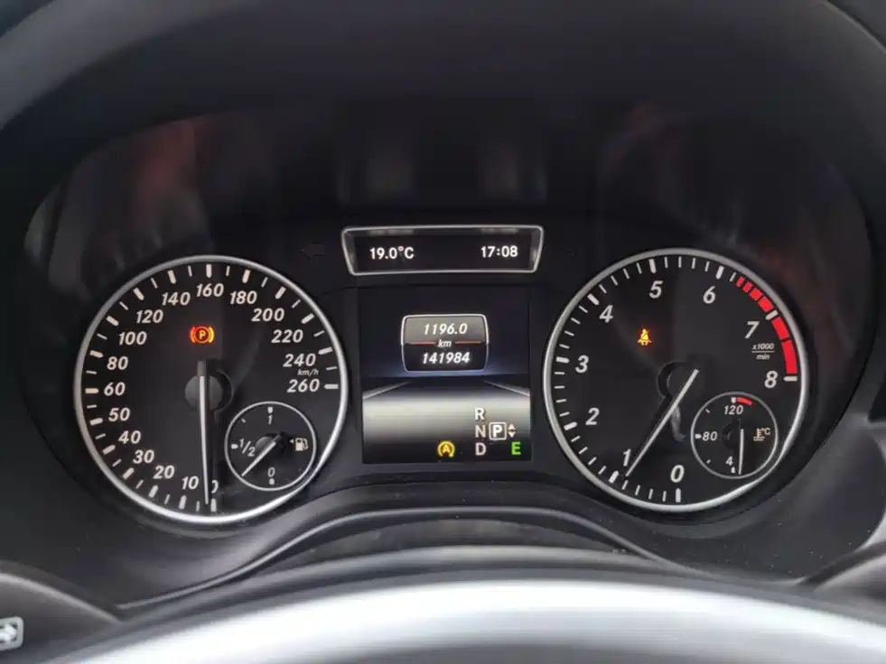 Mercedes-Benz A-Class (Import) — миниатюра 12