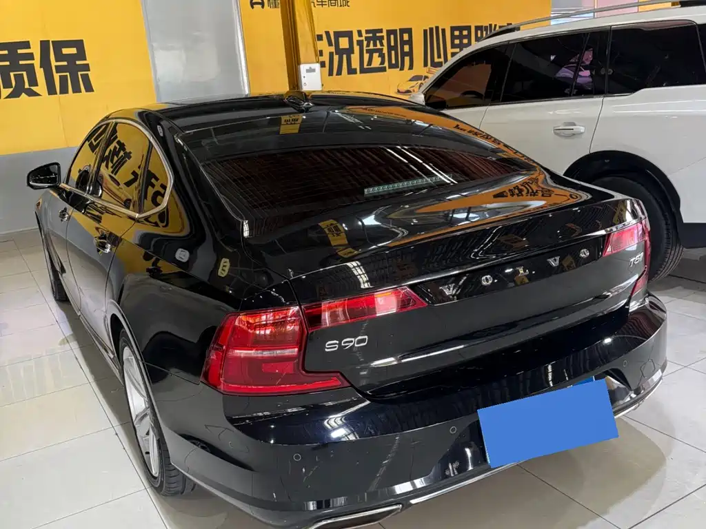 Volvo S90 — миниатюра 8