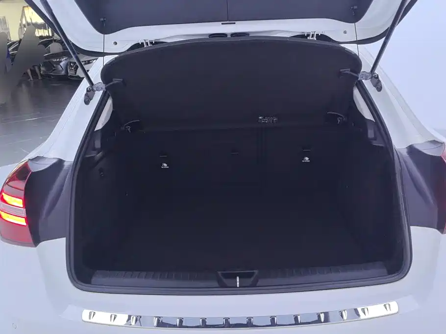 Mercedes-Benz GLA — миниатюра 4