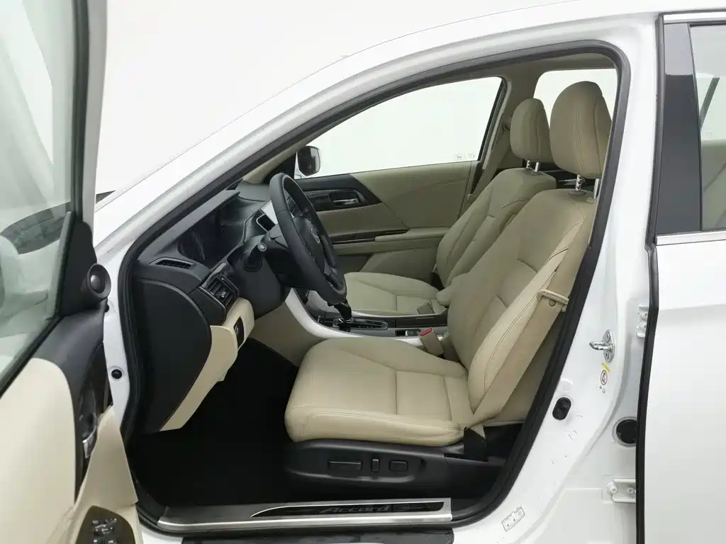 Honda Accord — миниатюра 10